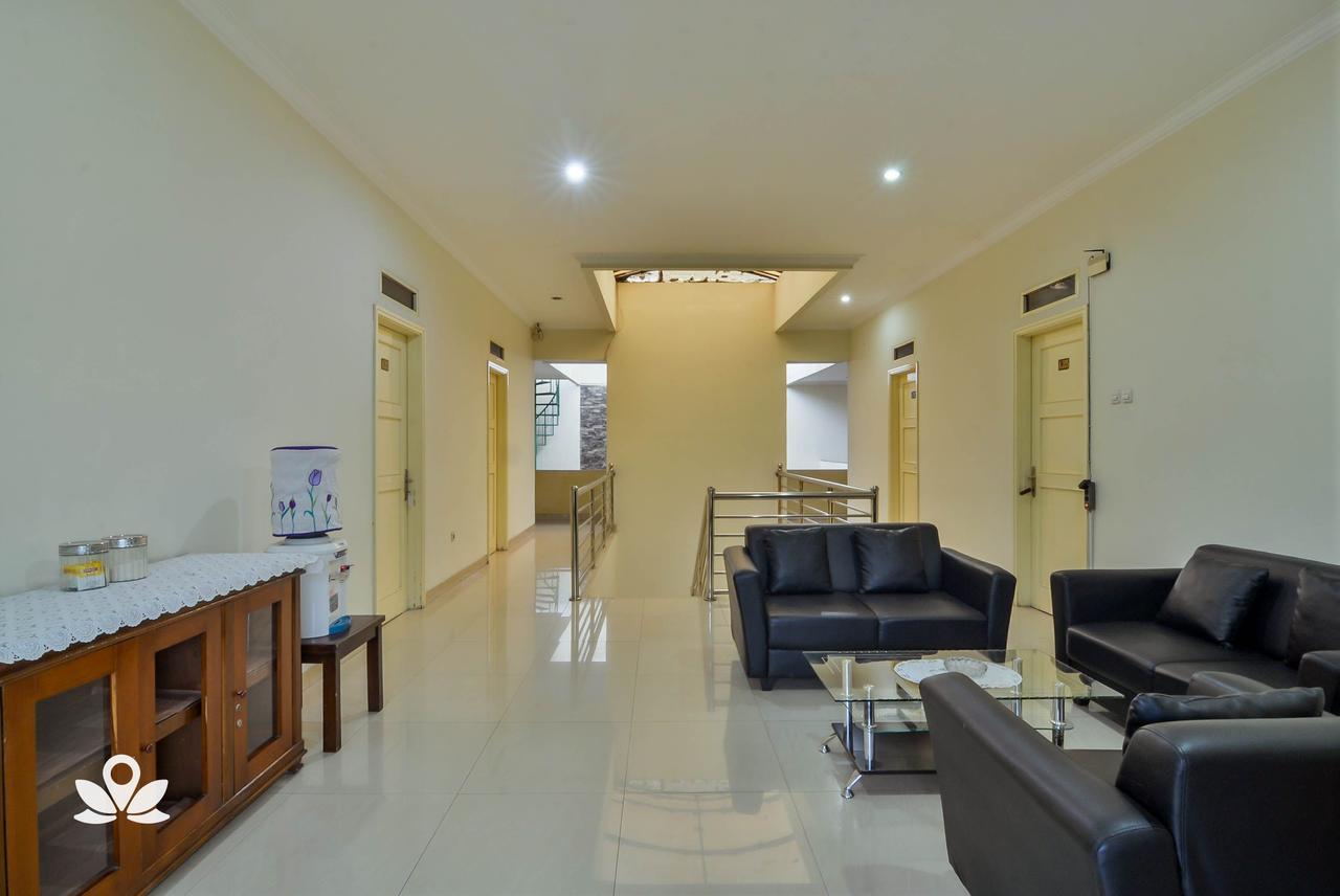 Zen Basic Gor Cikutra Wisma tamu *