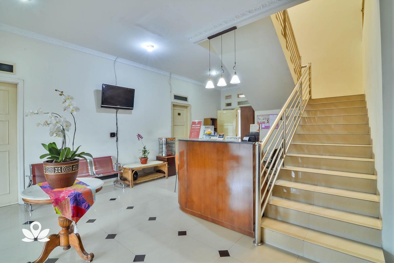 Wisma tamu Zen Basic Gor Cikutra Bandung