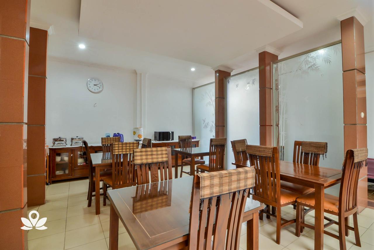 Wisma tamu Zen Basic Gor Cikutra *